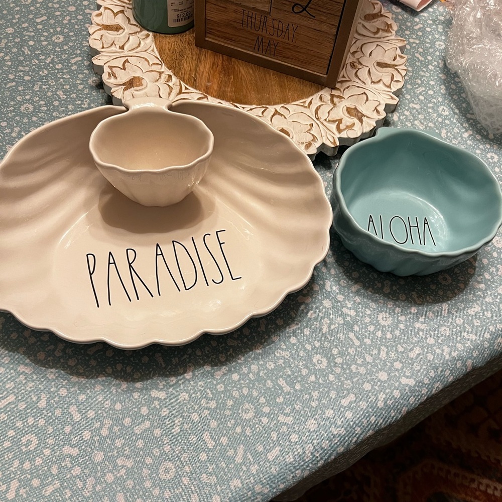 Rae Dunn bundle Aloha serving Dish and Paradise chip and dip plate
